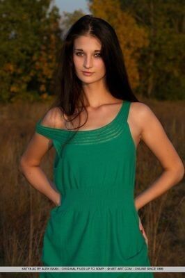 Таисия город Волхов